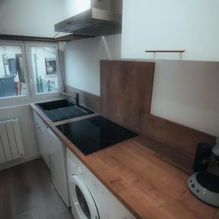 Renove - Proche Centre شقة نيم